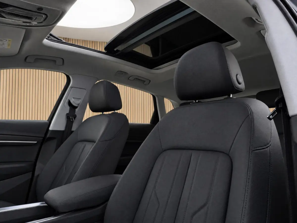 e-tron 50 quattro Launch edition plus 71 kWh |Pano |Stoelverw.