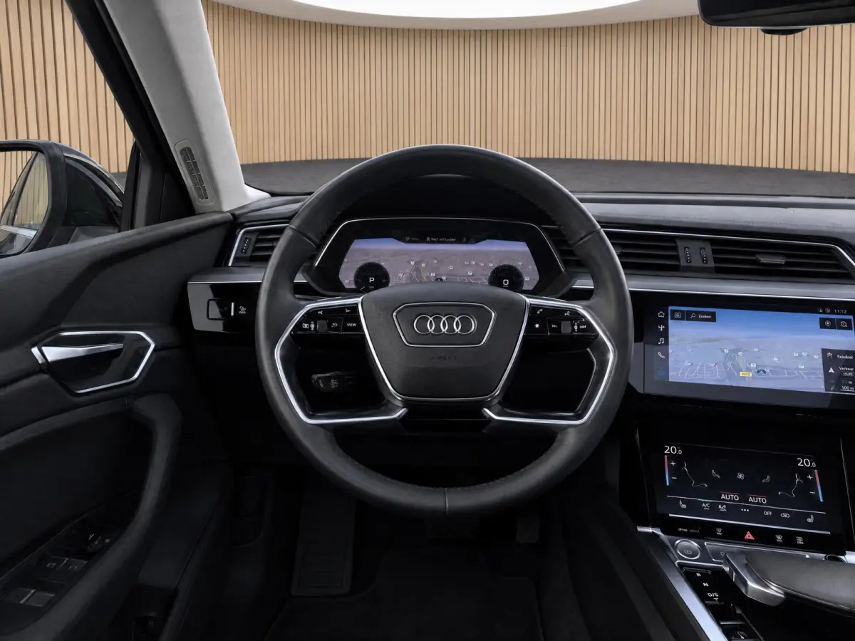 e-tron 50 quattro Launch edition plus 71 kWh |Pano |Stoelverw.