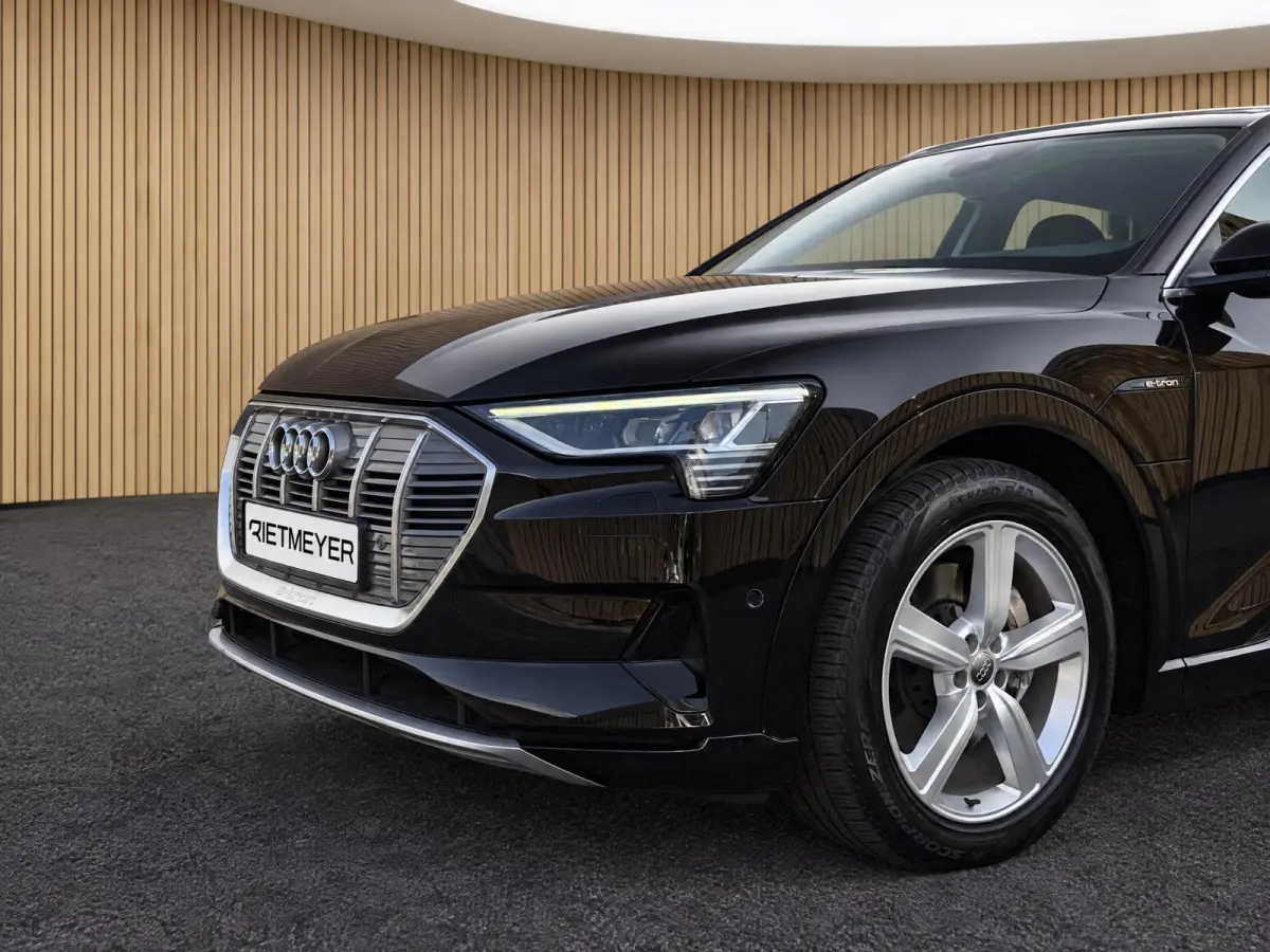 e-tron 50 quattro Launch edition plus 71 kWh |Pano |Stoelverw.