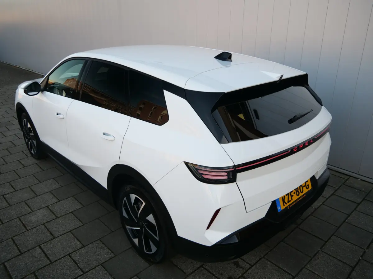 1.2 Turbo Hybrid GS 145 Pk Automaat Navi / DAB / Apple Carplay / Camera / HUD  / Winterpakket