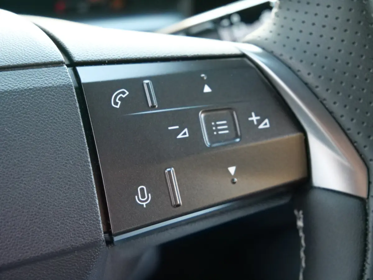 1.2 Turbo Hybrid GS 145 Pk Automaat Navi / DAB / Apple Carplay / Camera / HUD  / Winterpakket