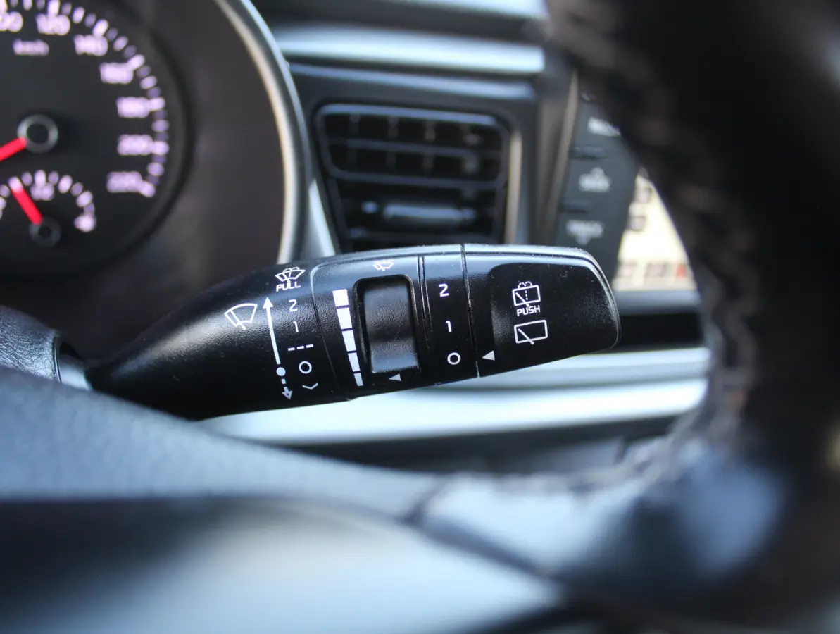1.0 TGDI DynamicLine AIRCO | CRUISE | LED | NAVI | CARPLAY | DAB | LMV15 | CAMERA | PDC