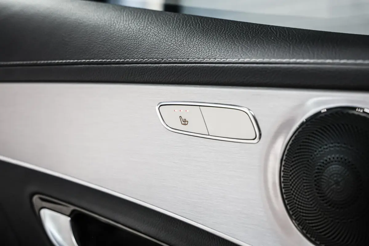 300 e Business Solution AMG|Carplay|Trekhaak|Camera|