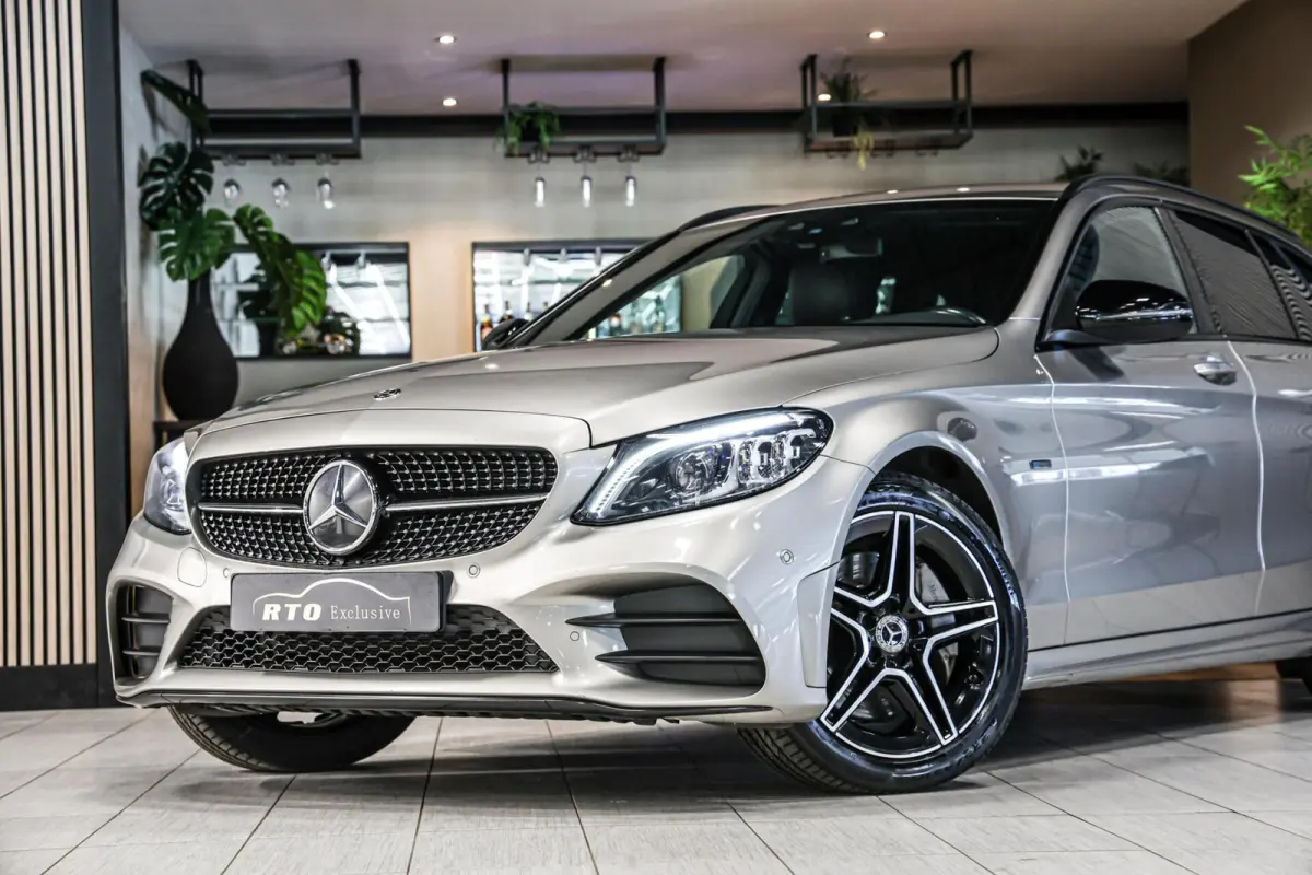 300 e Business Solution AMG|Carplay|Trekhaak|Camera|