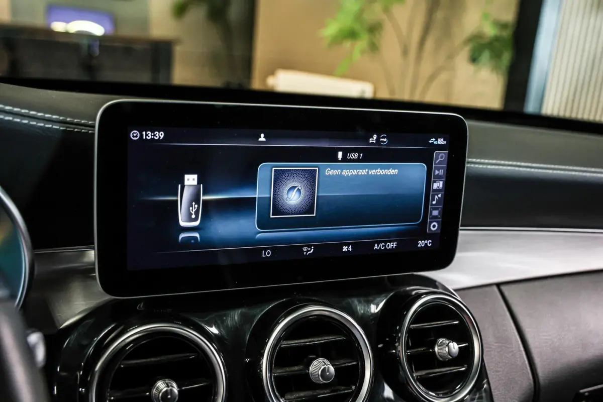 300 e Business Solution AMG|Carplay|Trekhaak|Camera|