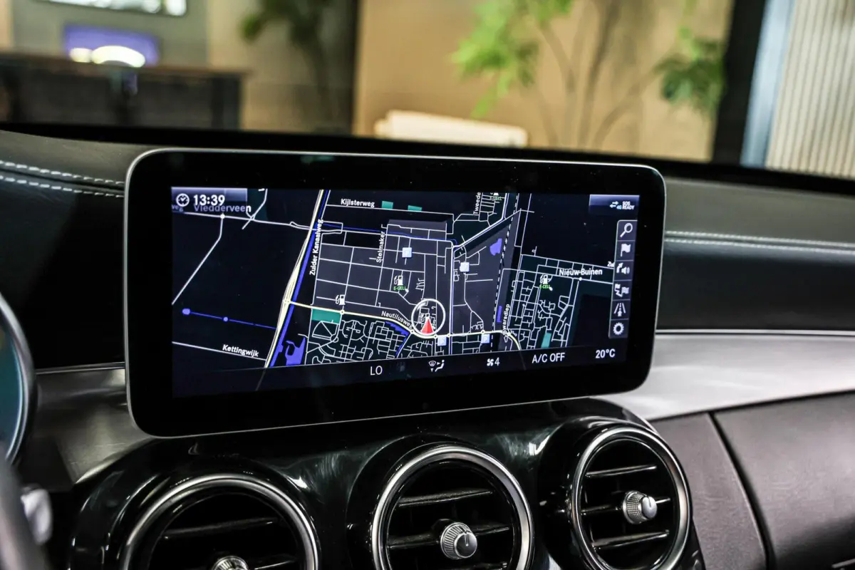 300 e Business Solution AMG|Carplay|Trekhaak|Camera|