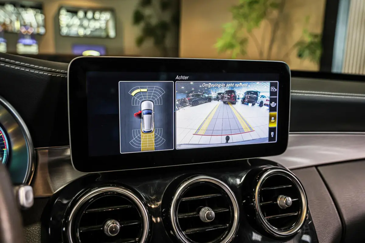 300 e Business Solution AMG|Carplay|Trekhaak|Camera|