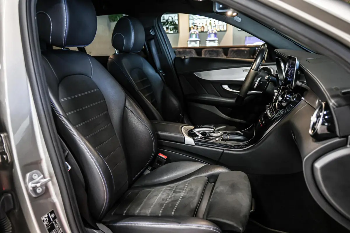 300 e Business Solution AMG|Carplay|Trekhaak|Camera|