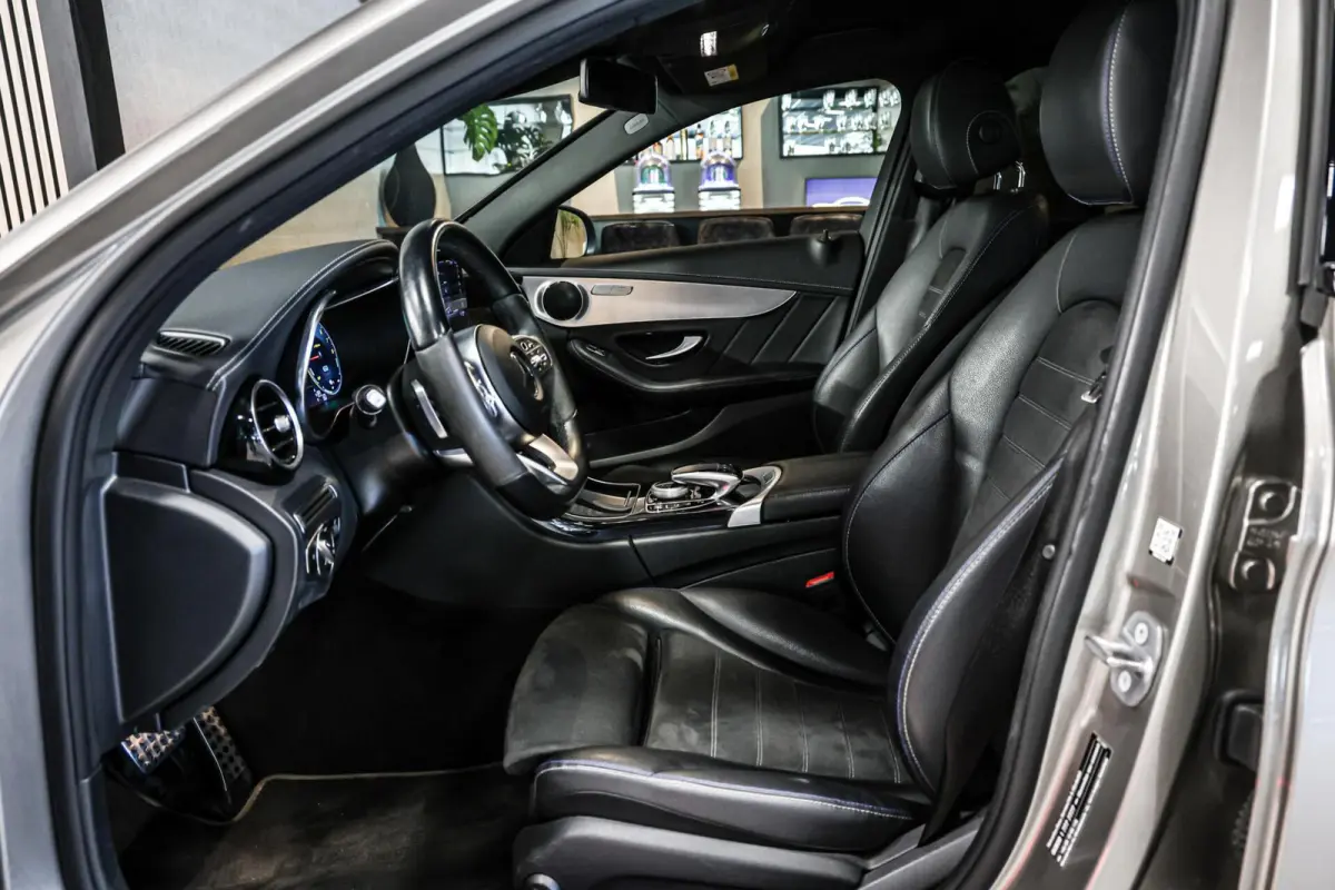 300 e Business Solution AMG|Carplay|Trekhaak|Camera|