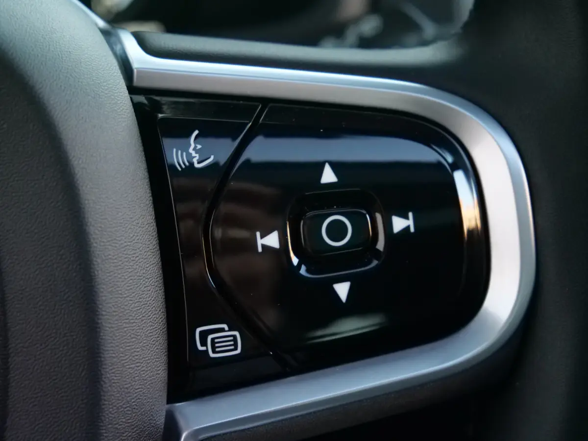 2.0 T8 Recharge AWD Inscription Exclusive 390 Pk Automaat 7-zitter Navi / DAB / Pano-dak / 360 camera / Apple Carplay