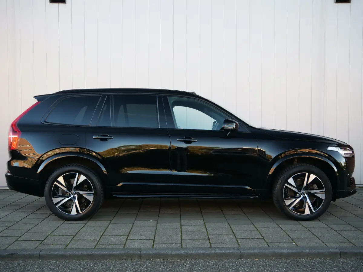2.0 T8 Recharge AWD Inscription Exclusive 390 Pk Automaat 7-zitter Navi / DAB / Pano-dak / 360 camera / Apple Carplay