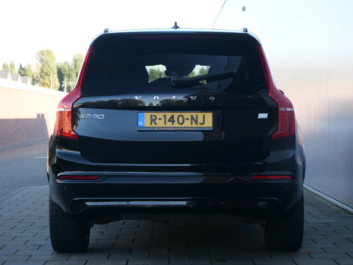 2.0 T8 Recharge AWD Inscription Exclusive 390 Pk Automaat 7-zitter Navi / DAB / Pano-dak / 360 camera / Apple Carplay