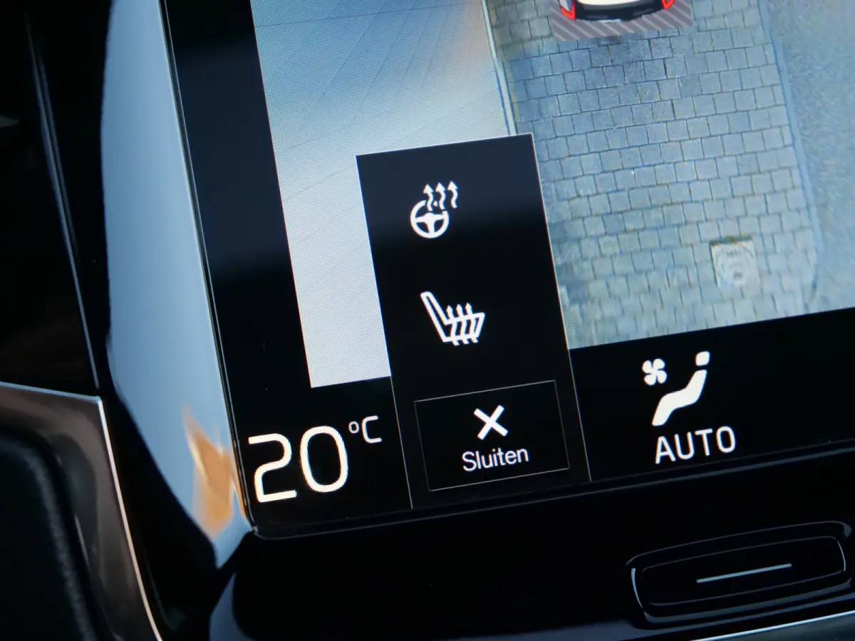 2.0 T8 Recharge AWD Inscription Exclusive 390 Pk Automaat 7-zitter Navi / DAB / Pano-dak / 360 camera / Apple Carplay