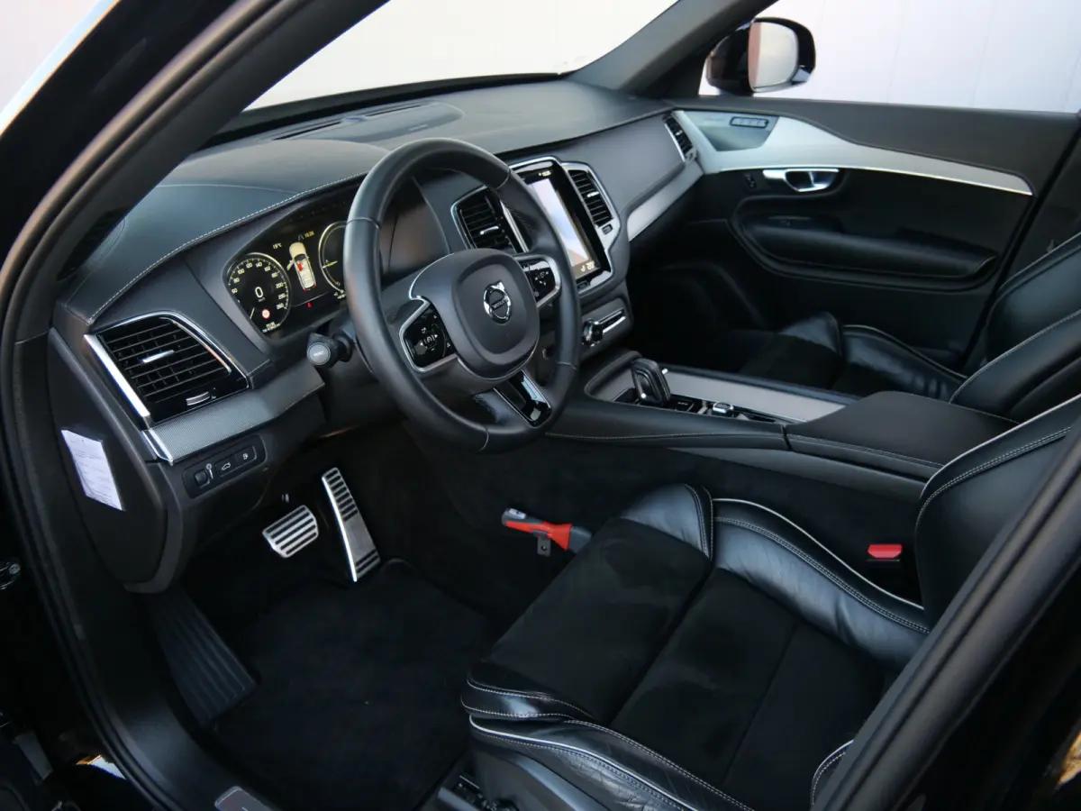 2.0 T8 Recharge AWD Inscription Exclusive 390 Pk Automaat 7-zitter Navi / DAB / Pano-dak / 360 camera / Apple Carplay