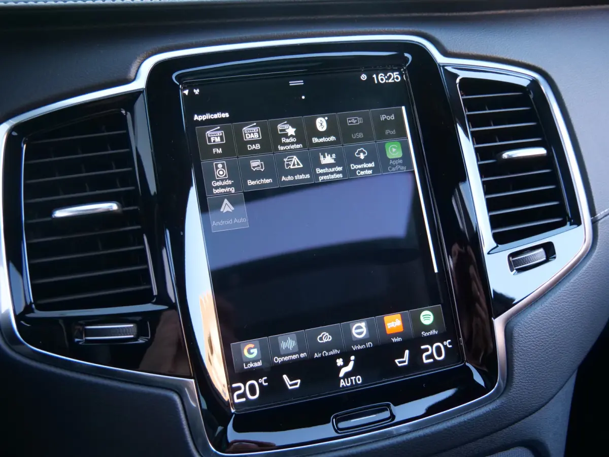 2.0 T8 Recharge AWD Inscription Exclusive 390 Pk Automaat 7-zitter Navi / DAB / Pano-dak / 360 camera / Apple Carplay
