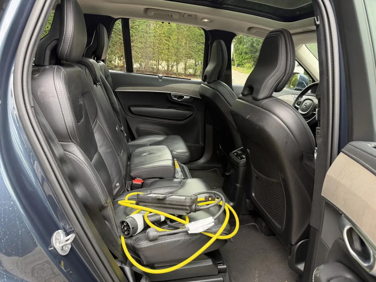 2.0 T8 Recharge AWD Ultimate Bright 7P Schuif/kantel dak Head UP