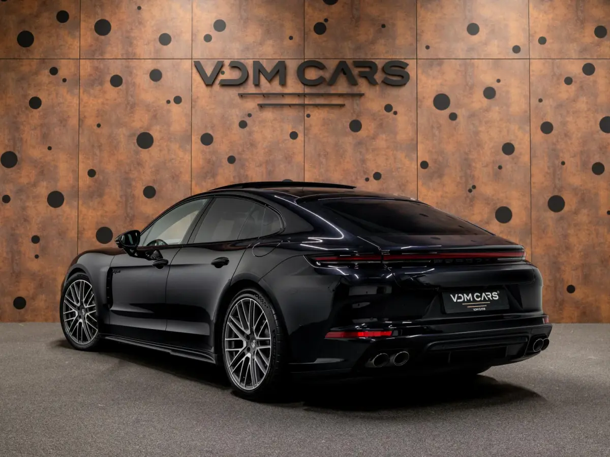 2.9 4 E-Hybrid | SportDesign | Sportuitlaat | Achterasbest. | InnoDrive | Memory | Pano | Stoelventilatie |