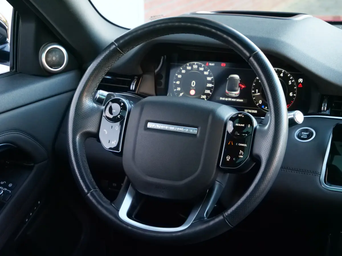 2.0 P200 AWD R-Dynamic HSE 200 Pk Automaat Navi / Leer / Pano-dak / Trekhaak / Apple Carplay / DAB / Winterpakket