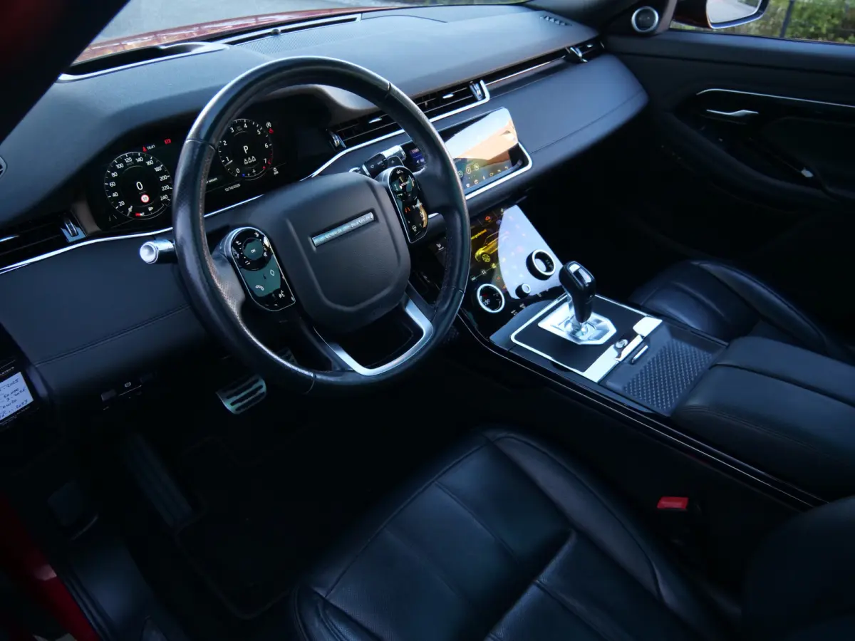 2.0 P200 AWD R-Dynamic HSE 200 Pk Automaat Navi / Leer / Pano-dak / Trekhaak / Apple Carplay / DAB / Winterpakket