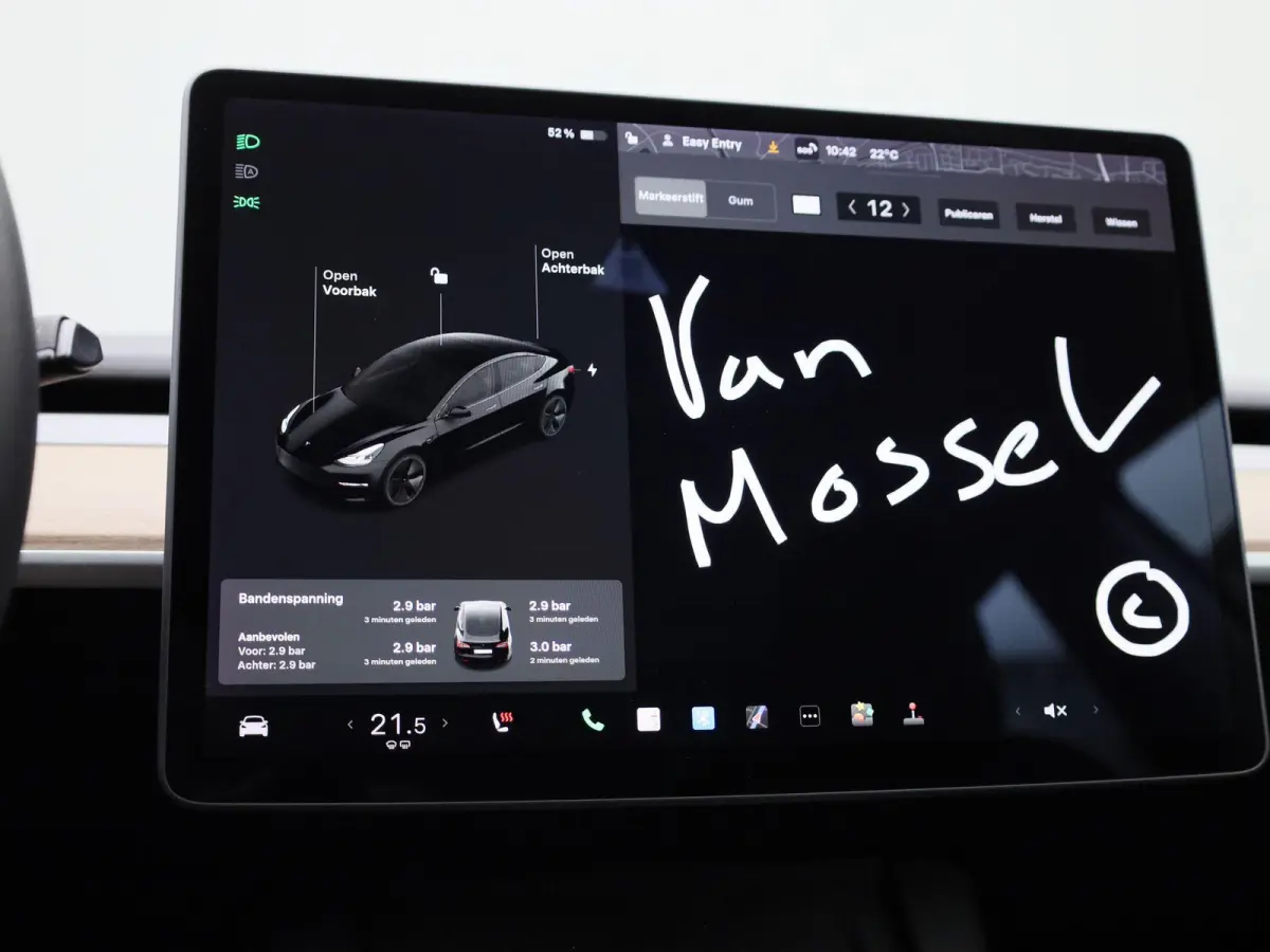 Standard RWD Plus 60 kWh | 100% SOH | Automaat | Panorama dak | Stoel verwarming | Leder | Navigatie | Climate control | 360 Camera | Parkeer sensoren | LED | Elec. achterklep | Lage km stan