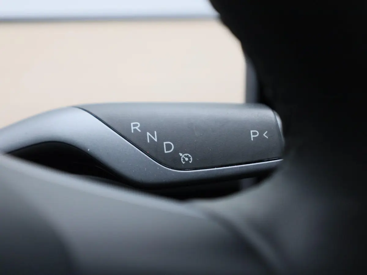 Standard RWD Plus 60 kWh | 100% SOH | Automaat | Panorama dak | Stoel verwarming | Leder | Navigatie | Climate control | 360 Camera | Parkeer sensoren | LED | Elec. achterklep | Lage km stan