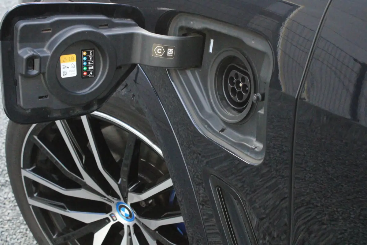 xDrive45e M-Sport Achteras|B&W|Skylounge|Massage|Softclose