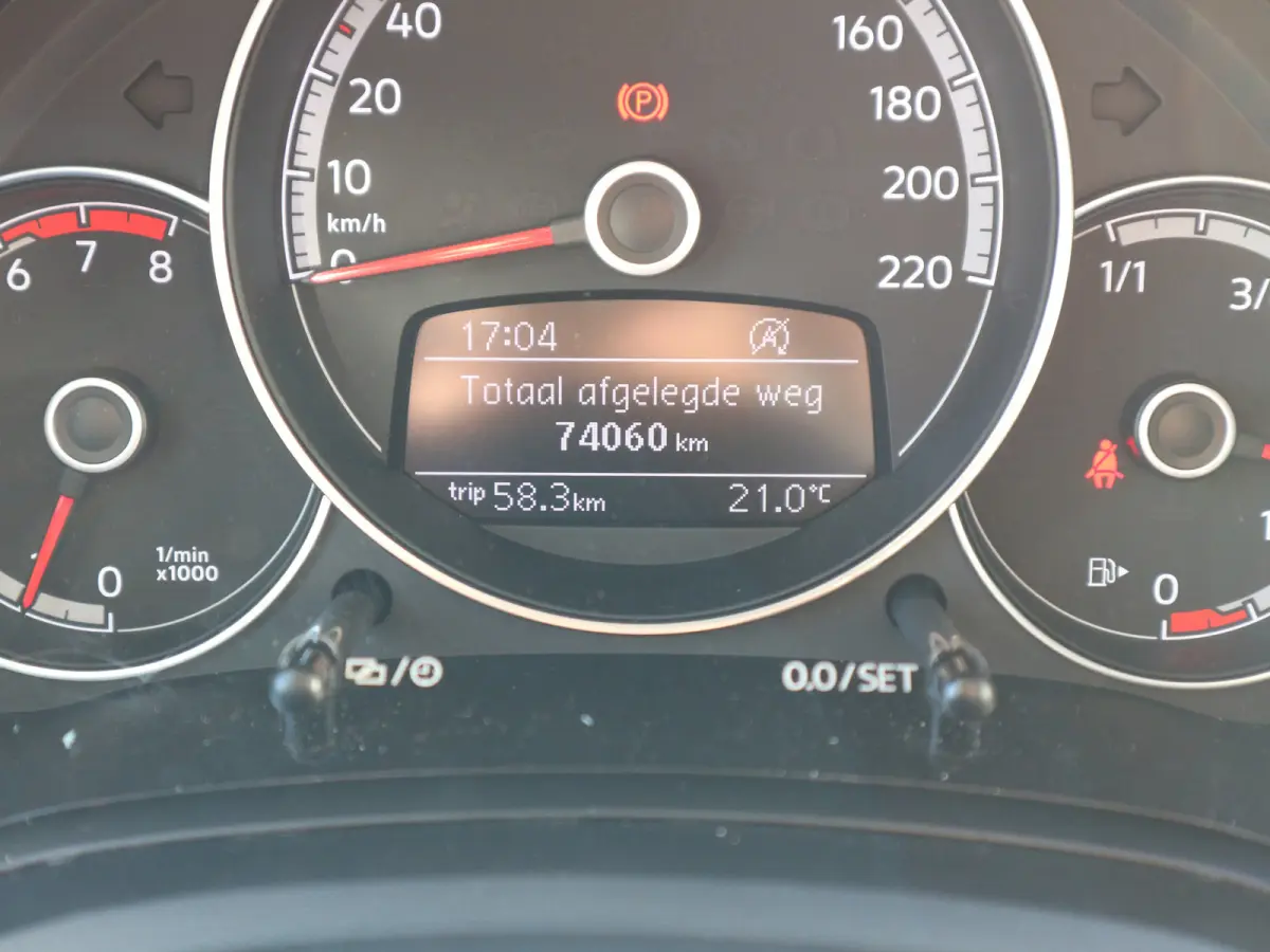 Up! 1.0 BMT move up! AIRCO DAB 5-DRS APK 02-2027 NL AUTO