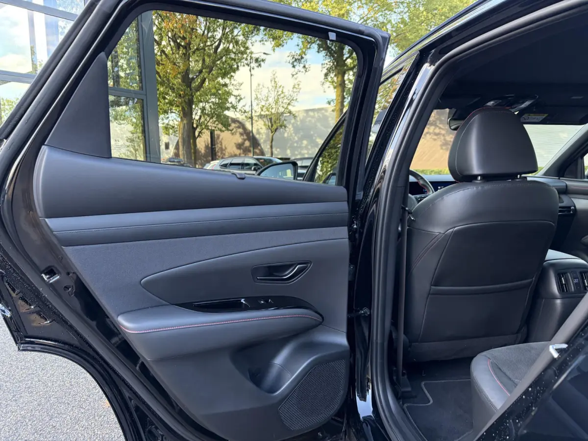 1.6 T-GDI PHEV N Line Sky 4WD PHEV |HYUNDAI FABRIEKSGARANTIE T/M 5-2030| PANO | KRELL AUDIO| STOEL + STUURVERWARMING| RECENT ONDERHOUD GEHAD BIJ HYUNDAI| CAMERA| DODE HOEK SENSOR