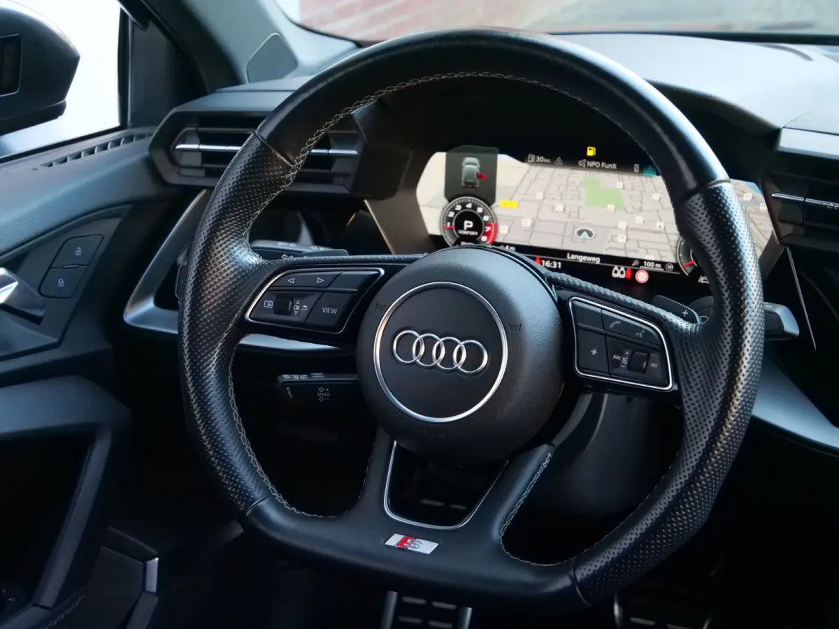2.0 TFSI S3 quattro Edition One 310 Pk Automaat Nav/ DAB / Apple Carplay / Camera / Trekhaak