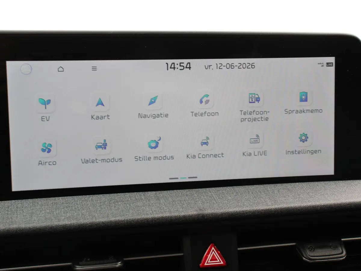 Light Edition Automaat 58 kWh Navigatie Apple Carplay Android Auto Camera Parkeersensoren achter Cruise Control Climate Control Lichtmetalen Velgen