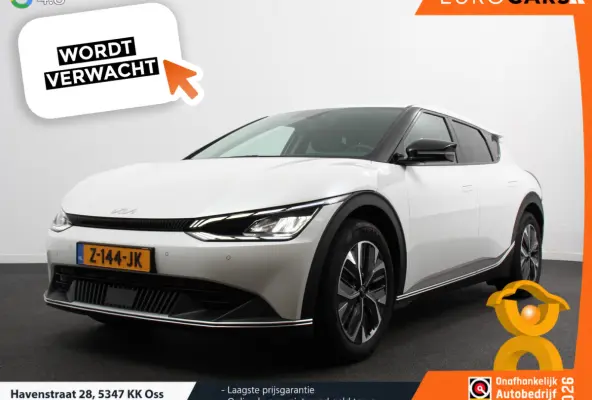 Light Edition Automaat 58 kWh Navigatie Apple Carplay Android Auto Camera Parkeersensoren achter Cruise Control Climate Control Lichtmetalen Velgen