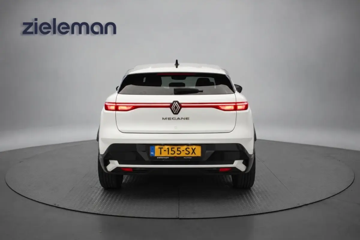 EV60 Optimum Charge Techno - Carplay, Camera, Adapt. Cruise, Stoelverw. SOH 92,32%