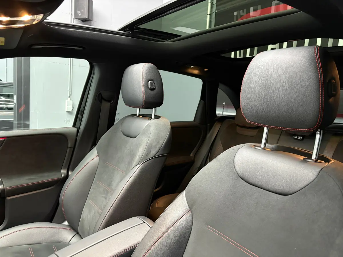 200 AMG PANO