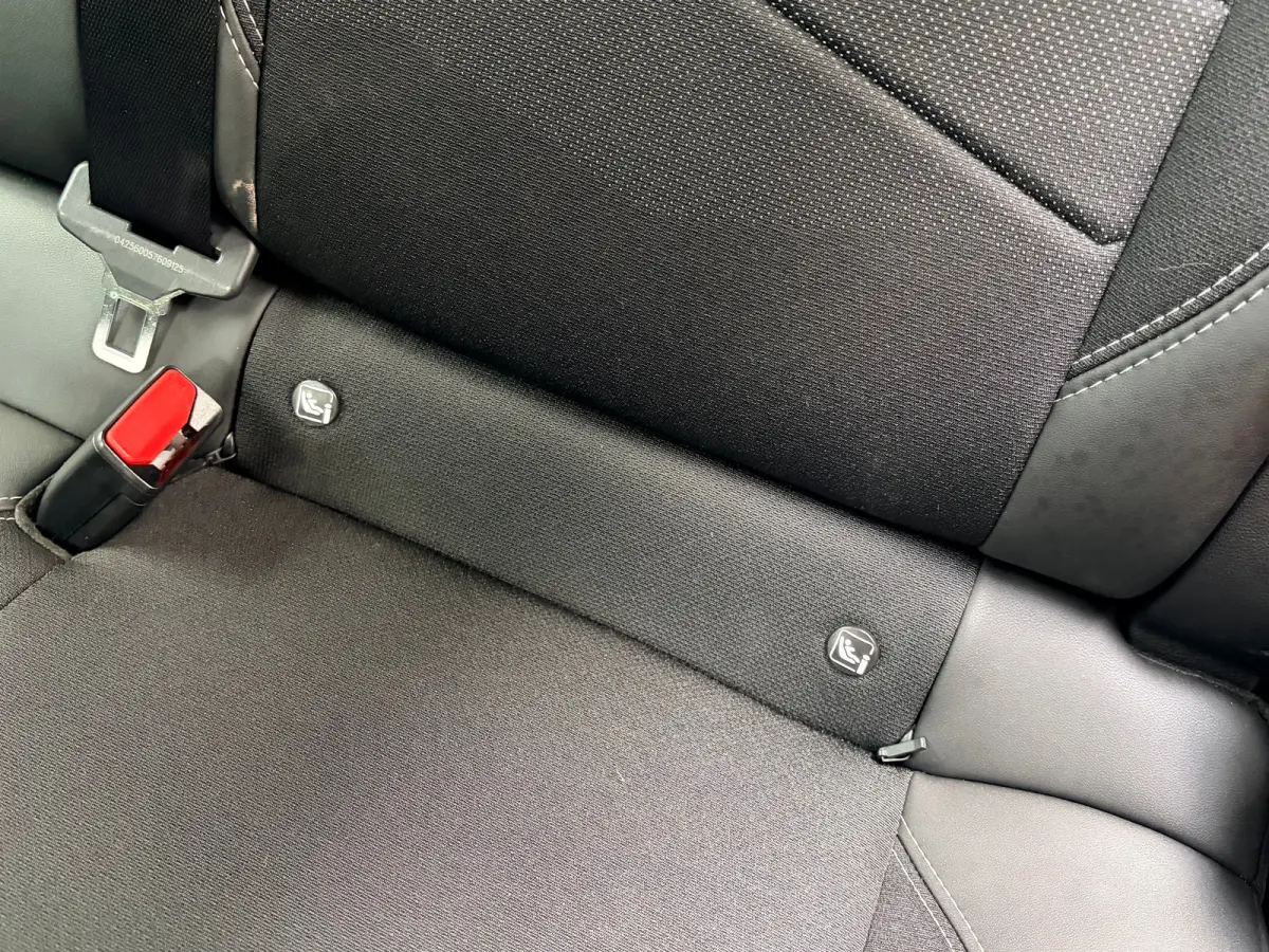 Summit 54 kWh 156 PK | ADAPTIEVE CRUISE CONTROL| SFEERVERLICHTING| DODEHOEK DETECTIE| DRAADLOZE TELEFOONLADER| JEEP PERFORMANCE LED| CAMERA + PARKEERSENSOREN| APPLE CARPLAY/ANDROID AUTO| EER