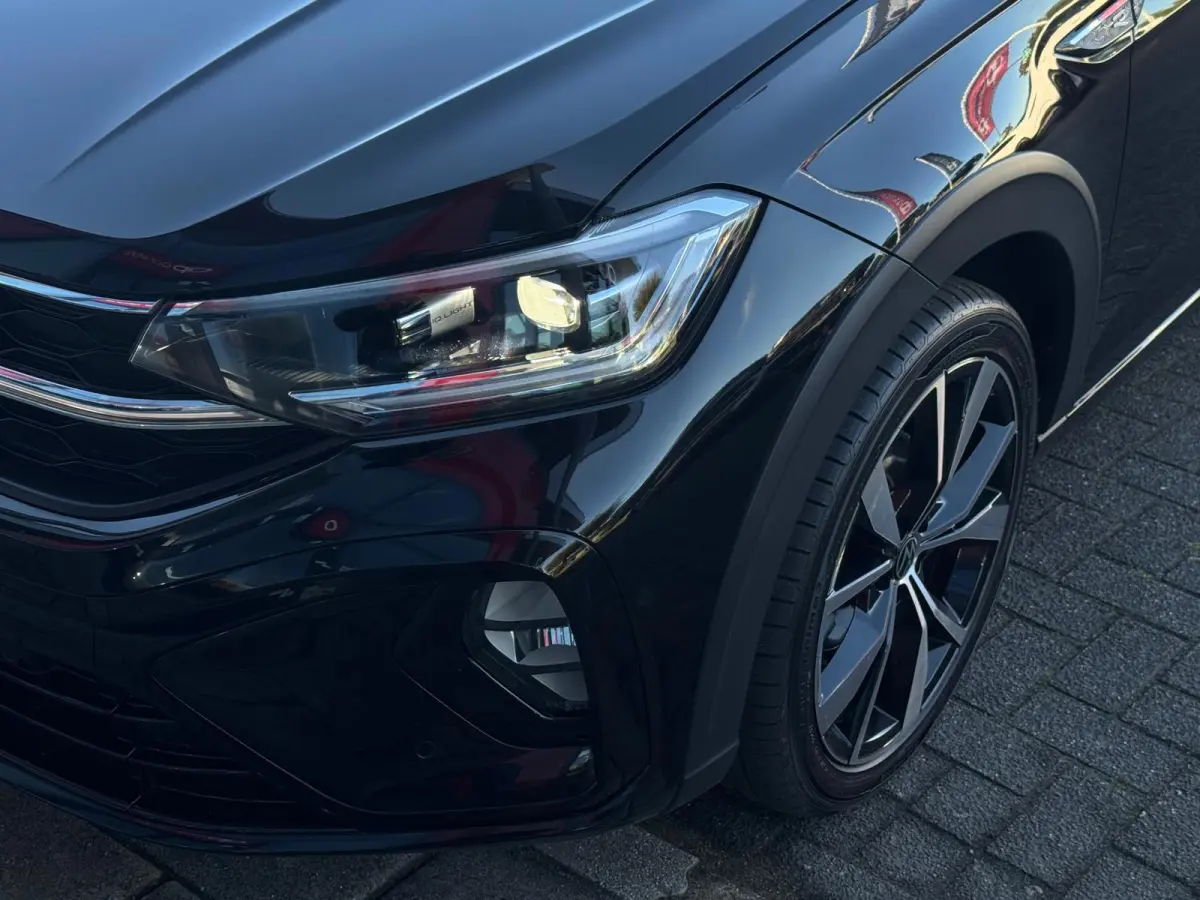 1.0 TSI R-Line DSG-7 | IQ-Light | Camera | Parksensor | Carplay | Stoelverwarming | BTW |