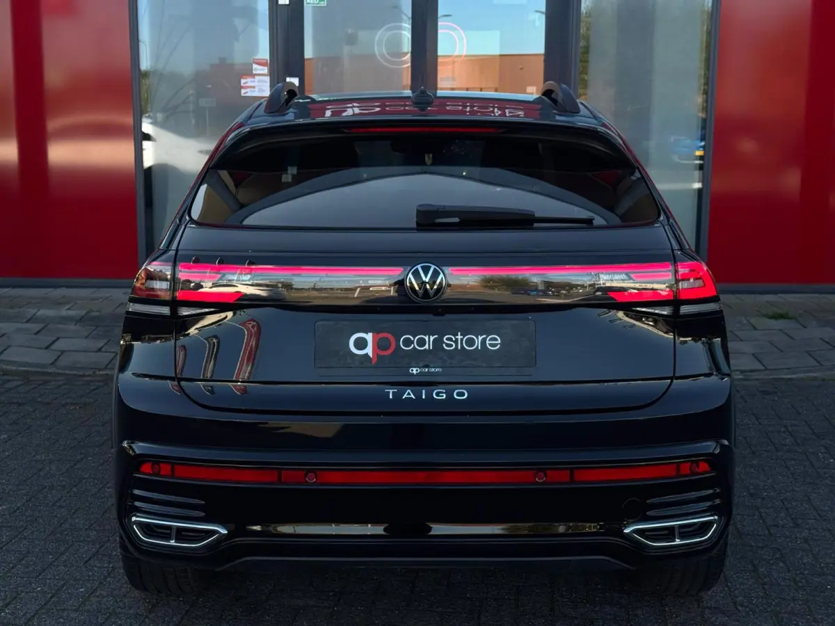 1.0 TSI R-Line DSG-7 | IQ-Light | Camera | Parksensor | Carplay | Stoelverwarming | BTW |