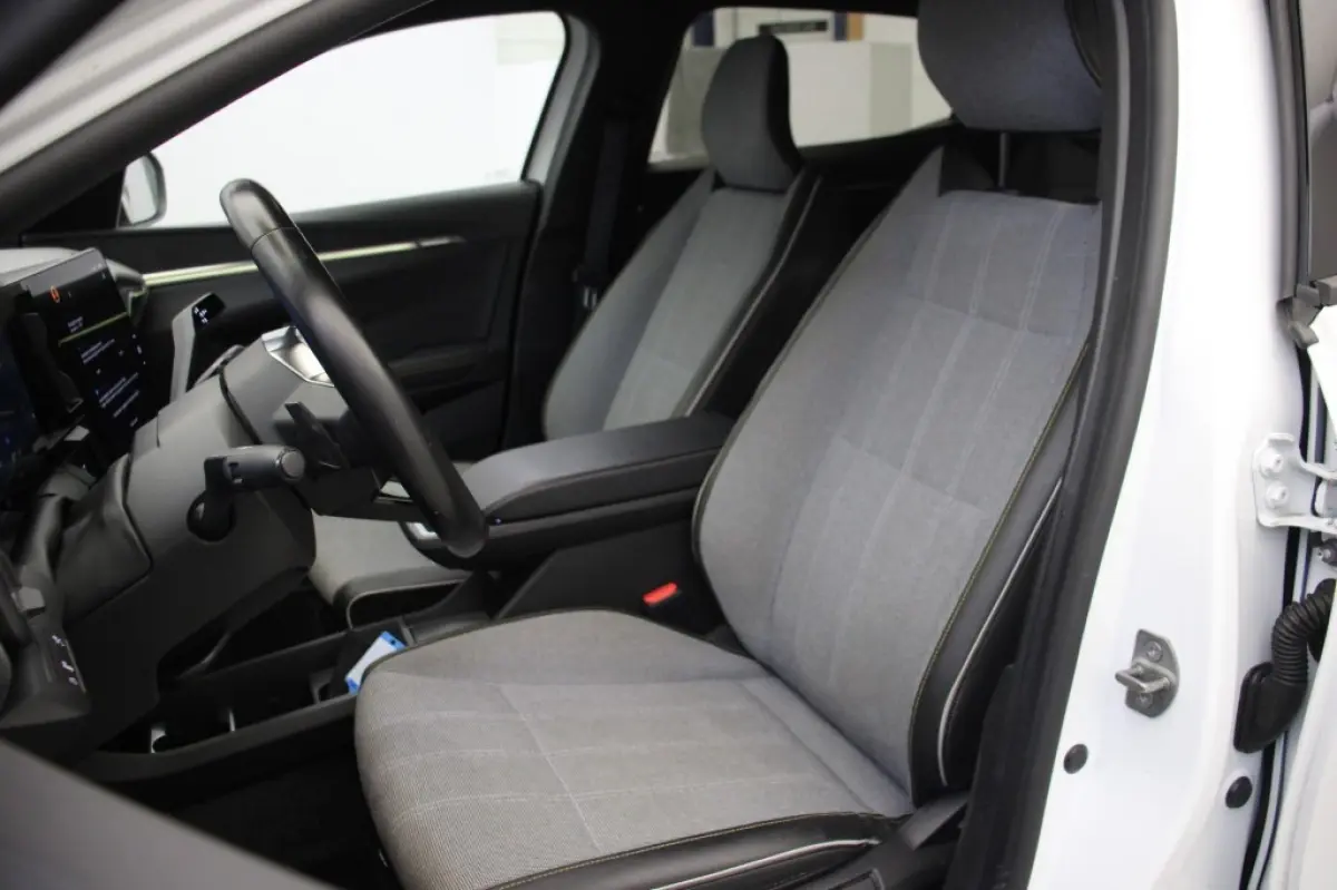 EV60 Optimum Charge Techno - Carplay, Camera, Adapt. Cruise, Stoelverw. SOH 92,32%