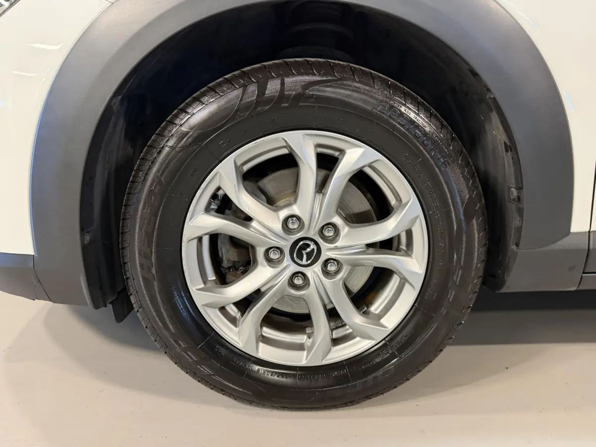2.0 SkyActiv-G 120 SkyLease+ 16"/Trekhaak/Camera/Navigatie/Climate/Cruise/PDC