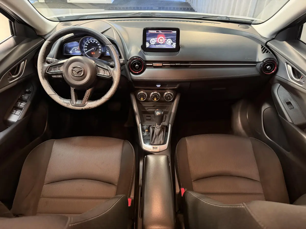 2.0 SkyActiv-G 120 SkyLease+ 16"/Trekhaak/Camera/Navigatie/Climate/Cruise/PDC
