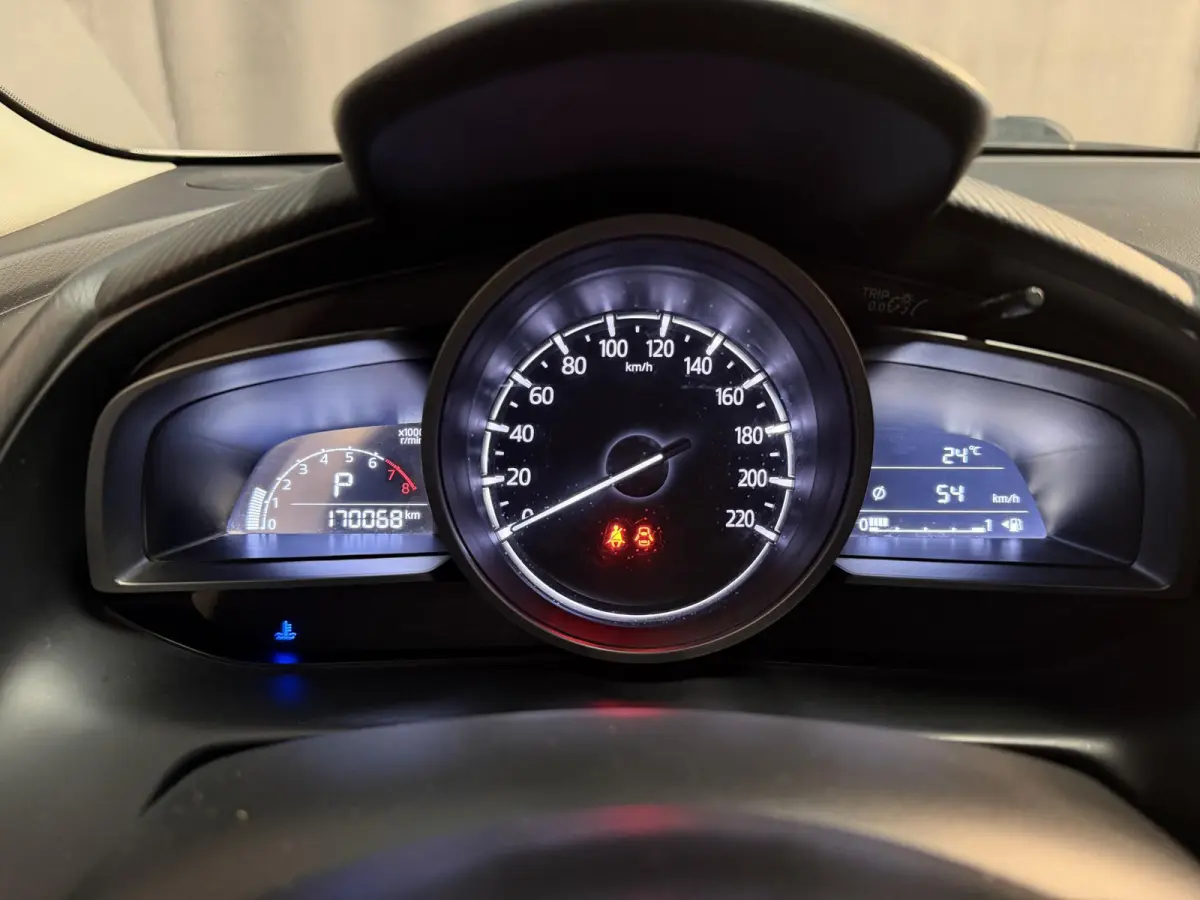 2.0 SkyActiv-G 120 SkyLease+ 16"/Trekhaak/Camera/Navigatie/Climate/Cruise/PDC