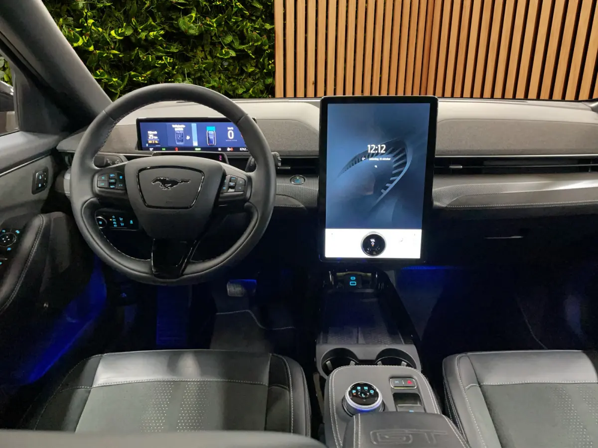 GT Extended AWD 91 kWh 360 Camera | Adaptieve cruise | Carplay | Stoel- stuurverw. | Alcantara sportstoelen | B&O |