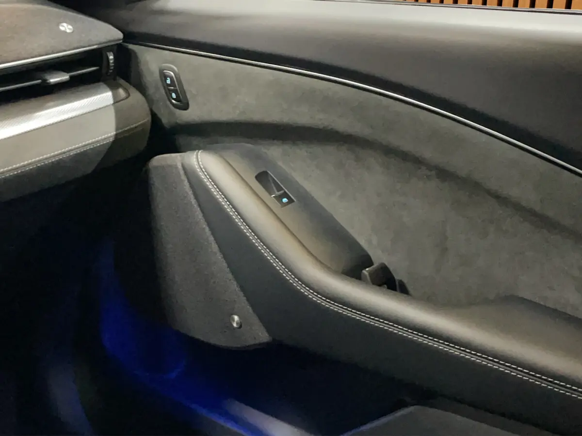GT Extended AWD 91 kWh 360 Camera | Adaptieve cruise | Carplay | Stoel- stuurverw. | Alcantara sportstoelen | B&O |