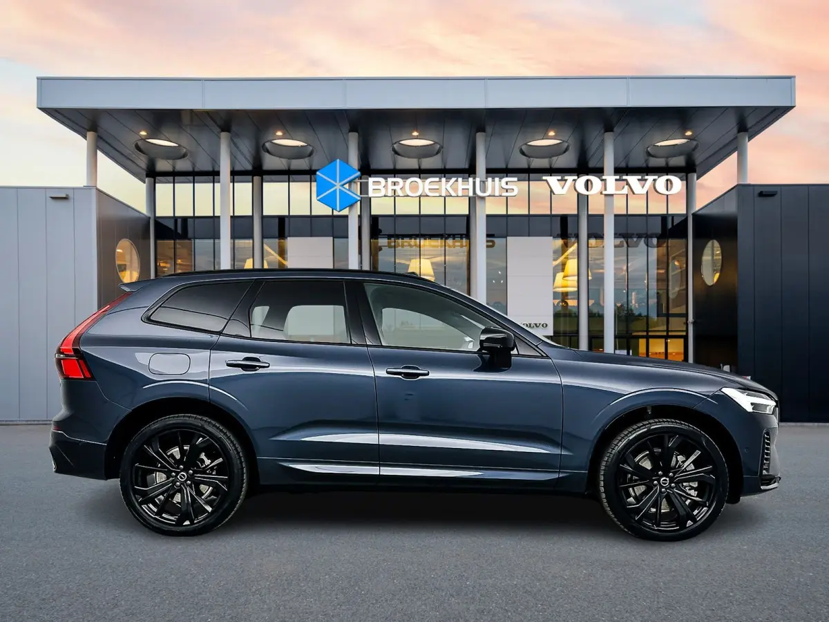 T6 Recharge Plus Black Edition | 21" | Luchtvering | Panoramadak | 360 Camera | Head-Up | Harman Kardon | Elektr. verst. Stoelen | Adaptieve Cruise | BLIS