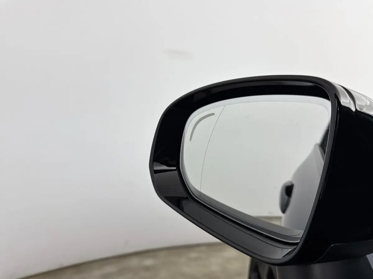 T6 Recharge Plus Black Edition | 21" | Luchtvering | Panoramadak | 360 Camera | Head-Up | Harman Kardon | Elektr. verst. Stoelen | Adaptieve Cruise | BLIS