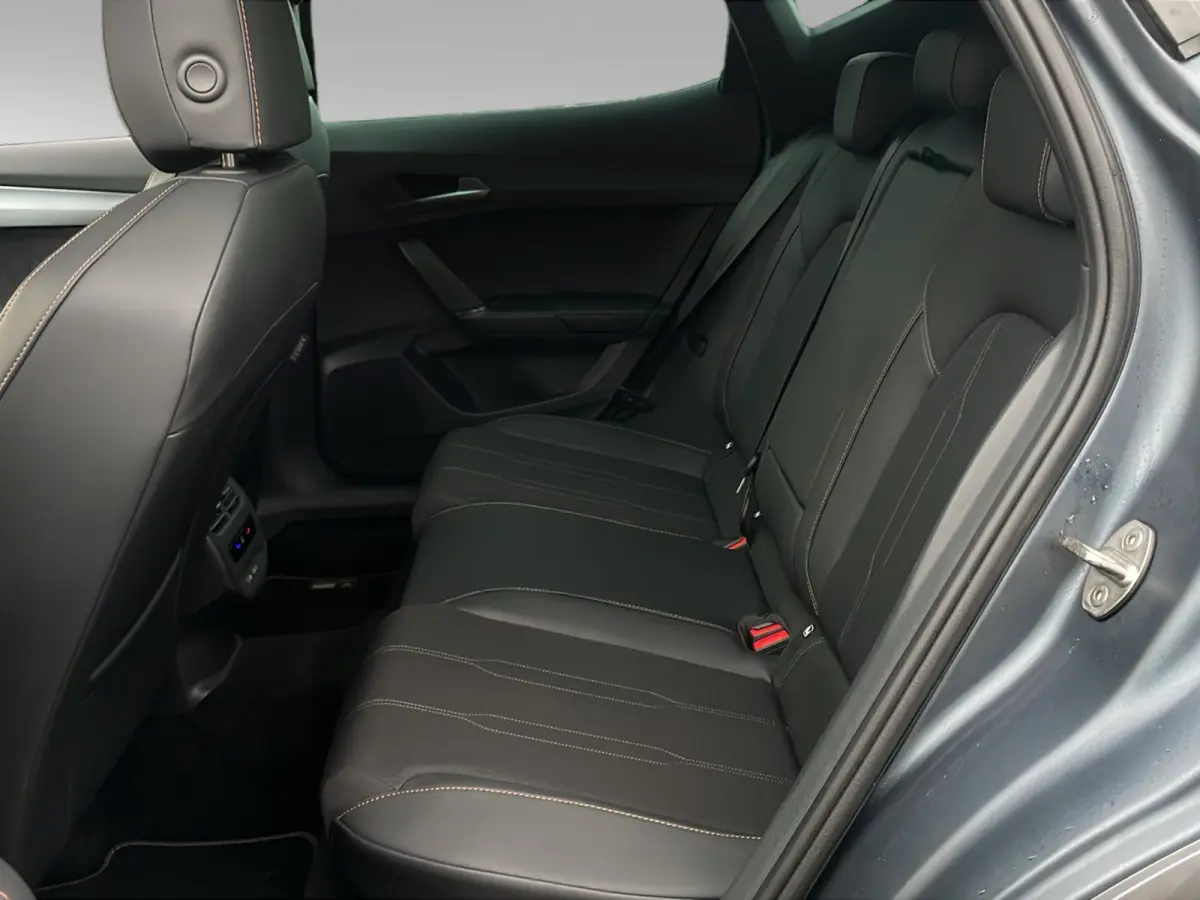 1.4 TSI e-Hybrid Essential | Panoramadak | Apple Carplay | Cruise Control | Stuurverwarming |