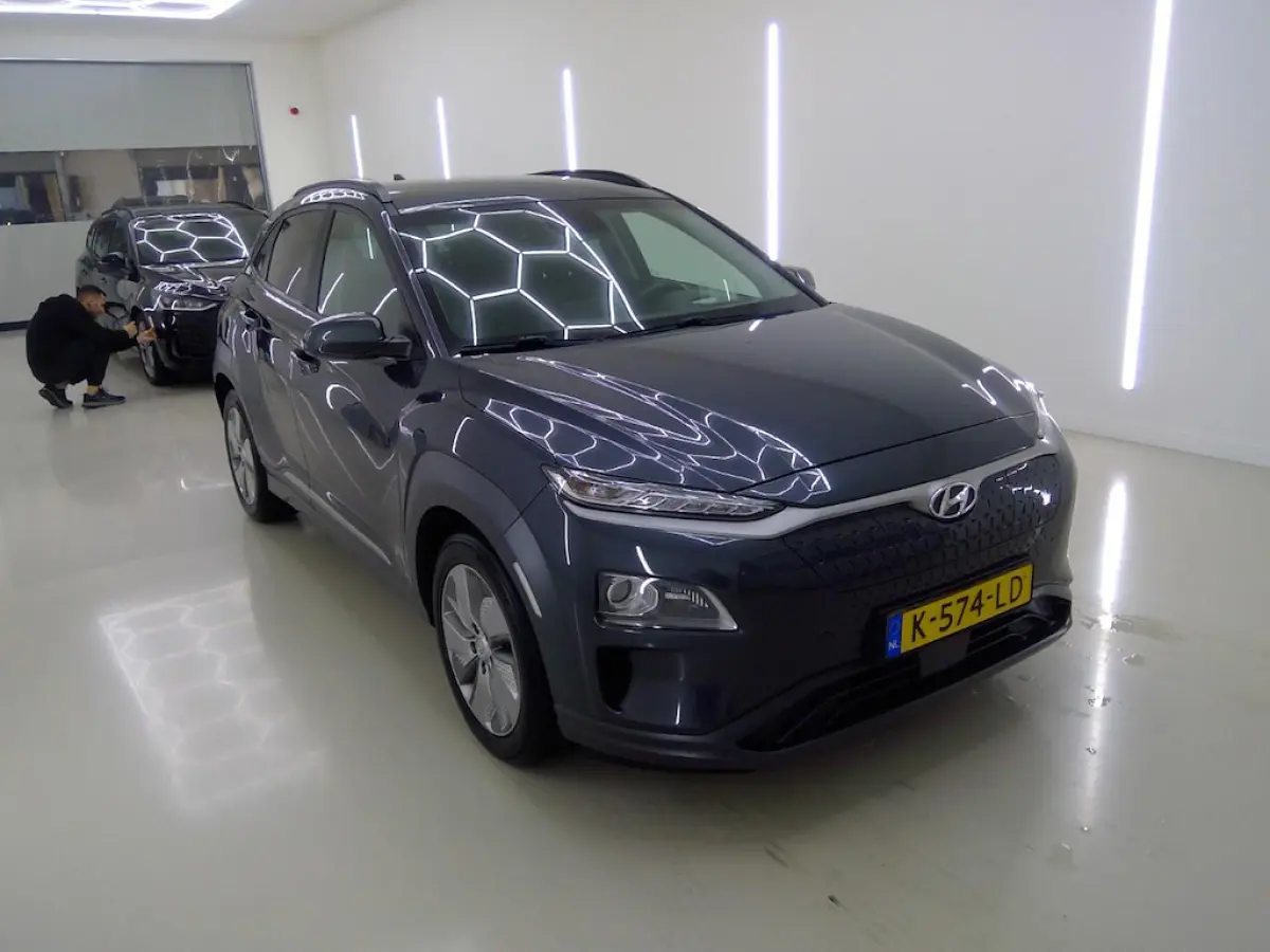 EV Limited 64 kWh FASE 3 SOH 100 % ||STOELVRM+VERKOELING|||LANEASSIST|ADAPT.CRUISE|ELEK.STOEL|KEYLESSGO|LEER