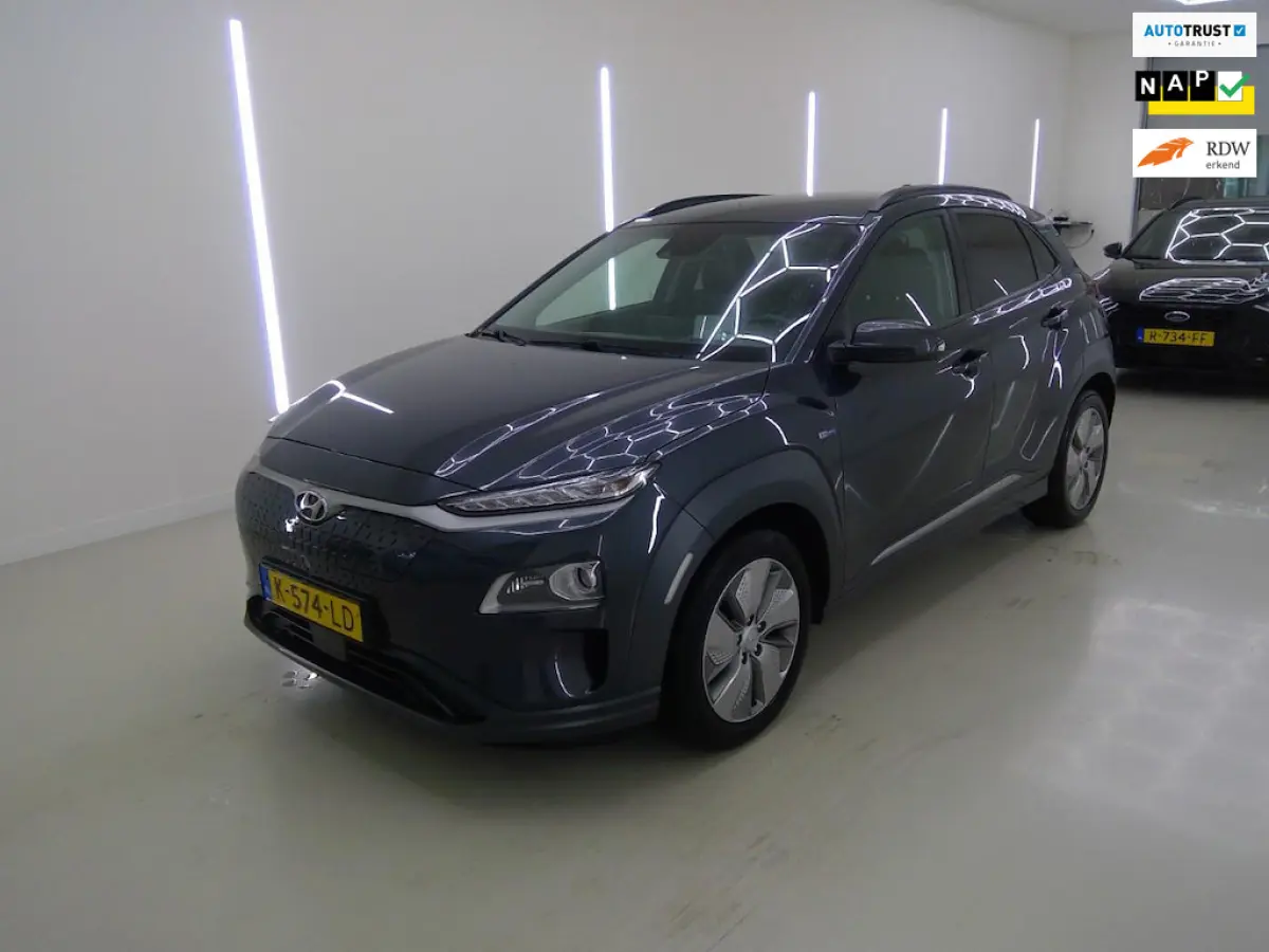 EV Limited 64 kWh FASE 3 SOH 100 % ||STOELVRM+VERKOELING|||LANEASSIST|ADAPT.CRUISE|ELEK.STOEL|KEYLESSGO|LEER