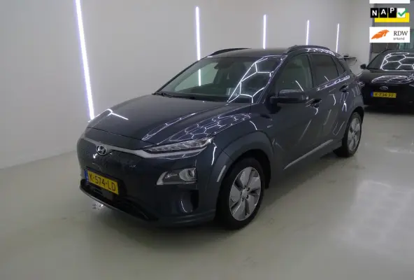 EV Limited 64 kWh FASE 3 SOH 100 % ||STOELVRM+VERKOELING|||LANEASSIST|ADAPT.CRUISE|ELEK.STOEL|KEYLESSGO|LEER
