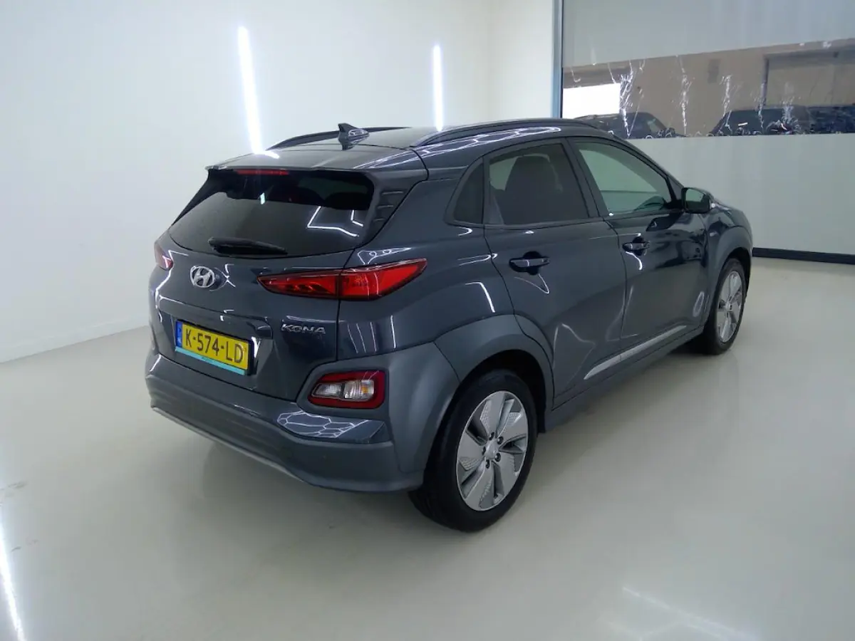 EV Limited 64 kWh FASE 3 SOH 100 % ||STOELVRM+VERKOELING|||LANEASSIST|ADAPT.CRUISE|ELEK.STOEL|KEYLESSGO|LEER