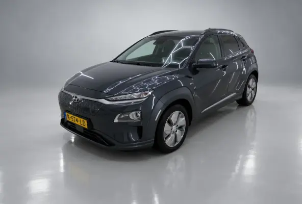 EV Limited 64 kWh FASE 3 SOH 100 % ||STOELVRM+VERKOELING|||LANEASSIST|ADAPT.CRUISE|ELEK.STOEL|KEYLESSGO|LEER